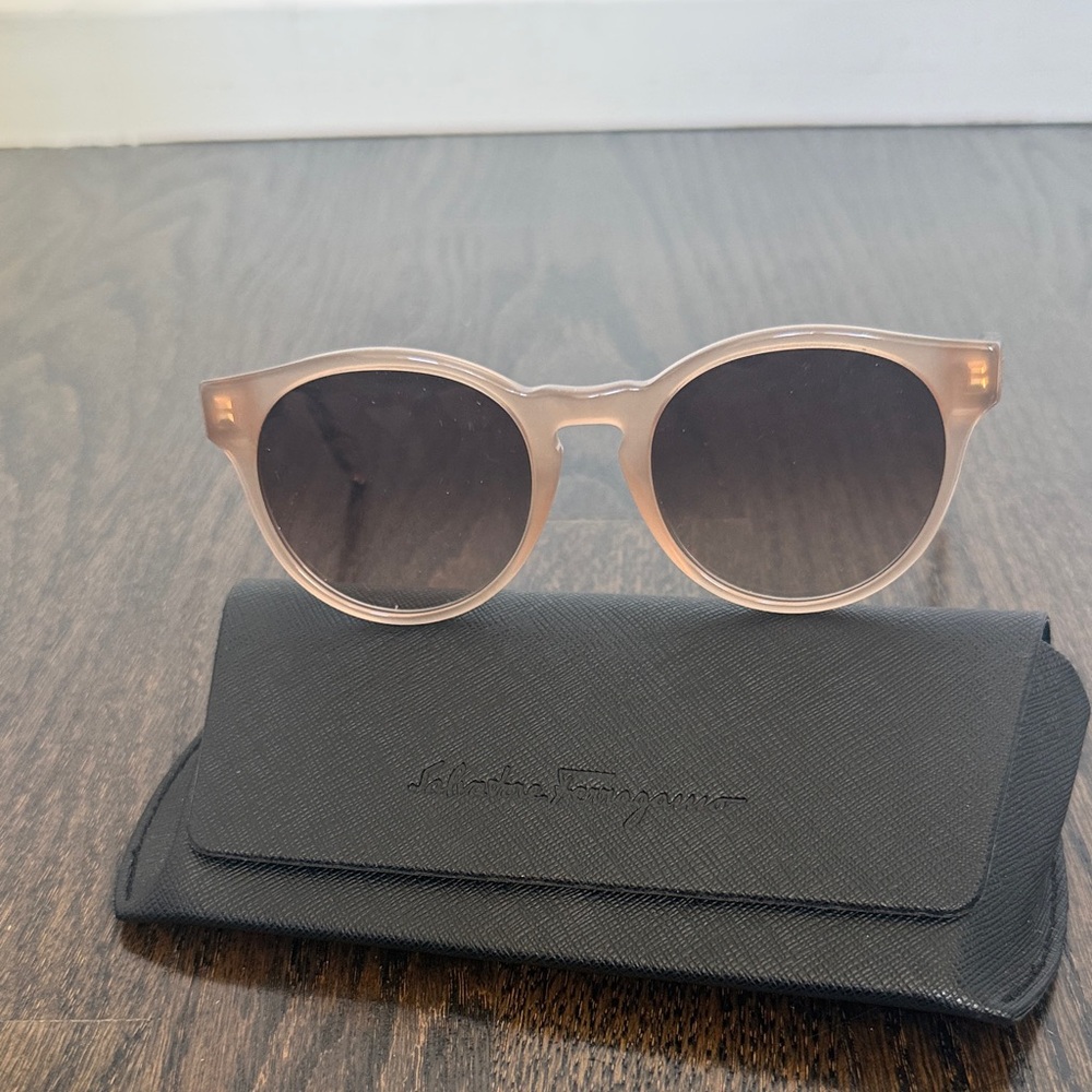 Salvatore Ferragamo Round Sunglasses SF1068S 52mm Tea Cup